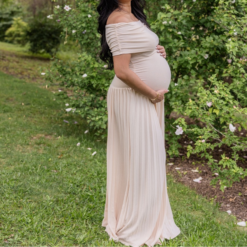 Lioness x REVOLVE Field of Dreams Cream off-the-shoulder maxi maternity dress